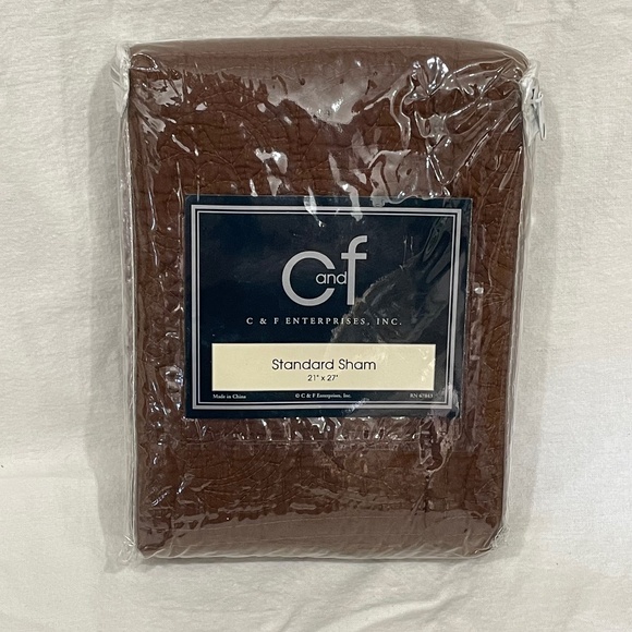 C and F Home Standard Pillow Sham NEW Chocolate Brown Pillowcase - Picture 1 of 4